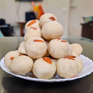 Satavik Rava Ladoo